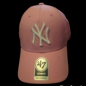 47 Brand Curved Brim MLB New York Yankees Smooth Pink Cap